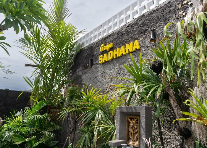 Griya Sadhana Dewi Sri 3* ليجيان